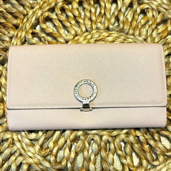 BVGLGARI ITALIAN BABY PINK PEBBLED CALF LEATHER WALLET - Picture 3 of 8